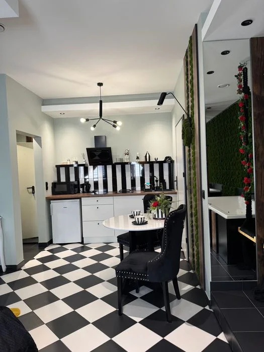 Apartament z jacuzzi w pokoju Krupówki – zdjęcie 6