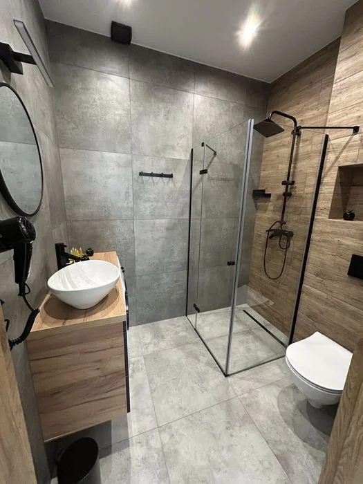 Pod Brzozami domki całoroczne Balia jacuzzi noclegi Ostrowiec Bałtów – zdjęcie 5