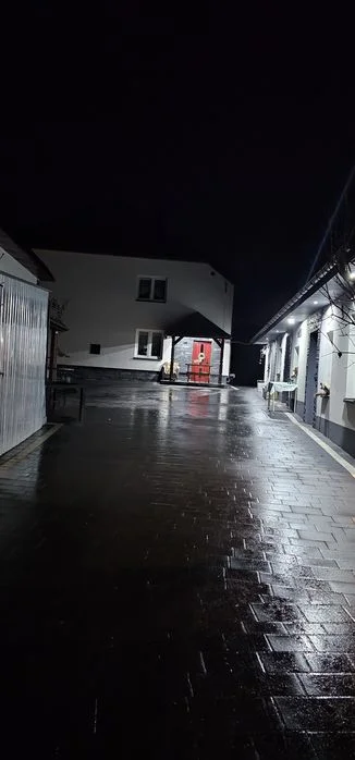 Noclegi u Krysi Krasnobród pokoje gościnne noclegi kwatery domki – zdjęcie 2