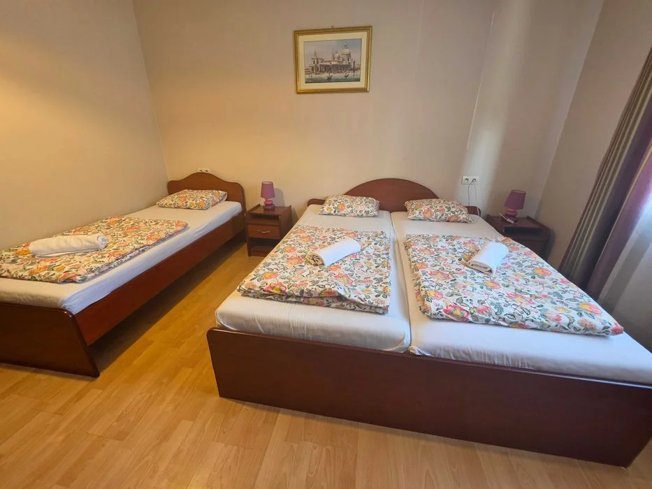 Noclegi pokoje Gościnne na ul. Balicka niedaleko Lotnisko Balice – zdjęcie 5