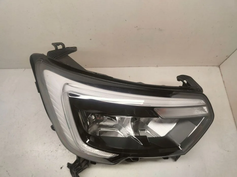 renault master iv lampa zw z led prawy przód 260105567r – zdjęcie 6