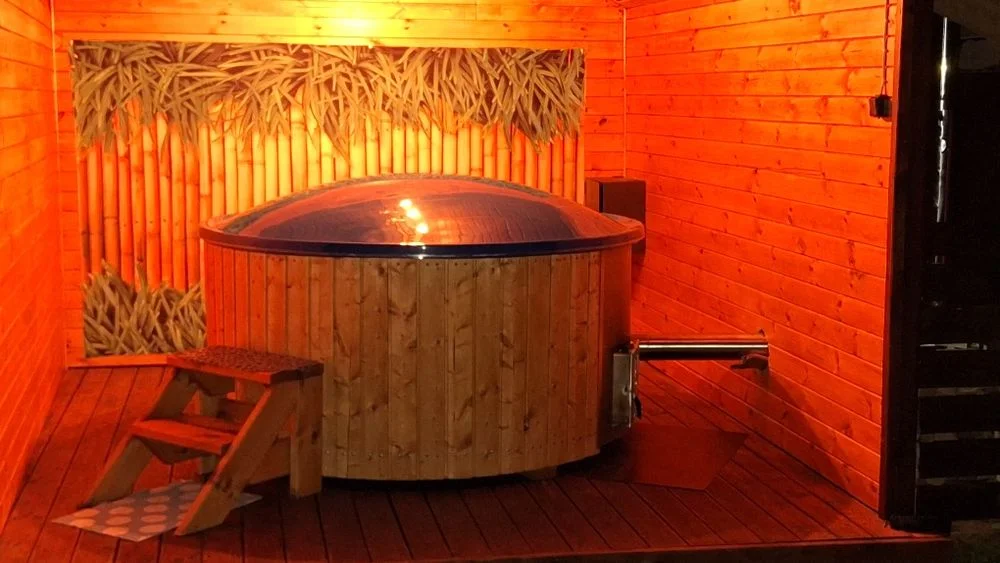 Urokliwy domek dla 6os. - Wypoczynek w lesie, jacuzzi balia