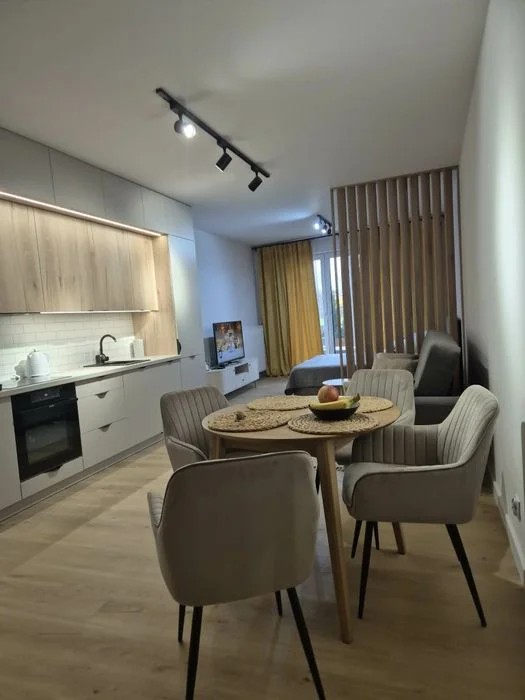 Apartament z ogródkiem przy Zamojskiej Starówce – zdjęcie 7