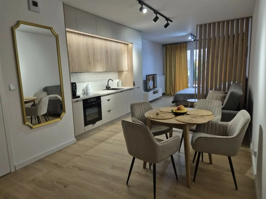 Apartament z ogródkiem przy Zamojskiej Starówce