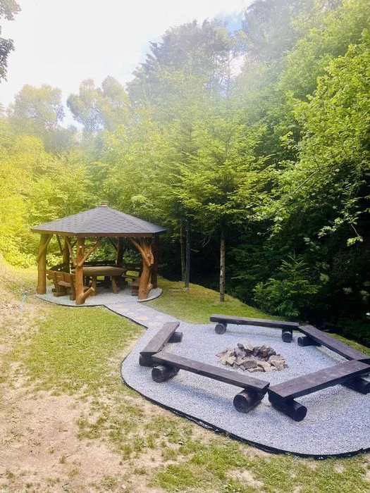 Domek w Bieszczadach z JACUZZI i SAUNĄ Gabra Chata – zdjęcie 3