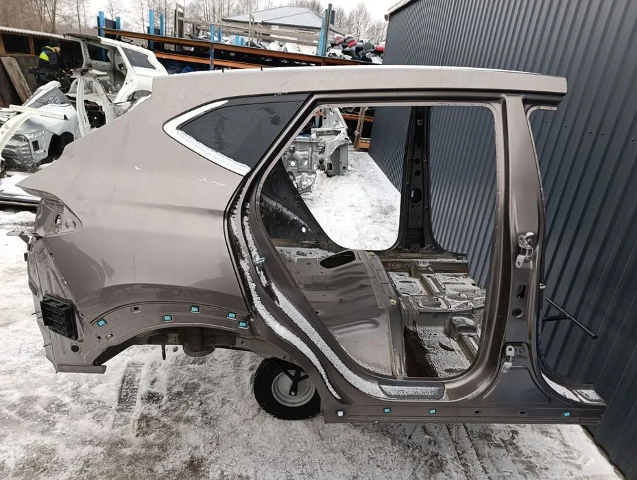 HYUNDAI TUCSON III 15-20r Ćwiartka Błotnik Słupek Tył – zdjęcie 3