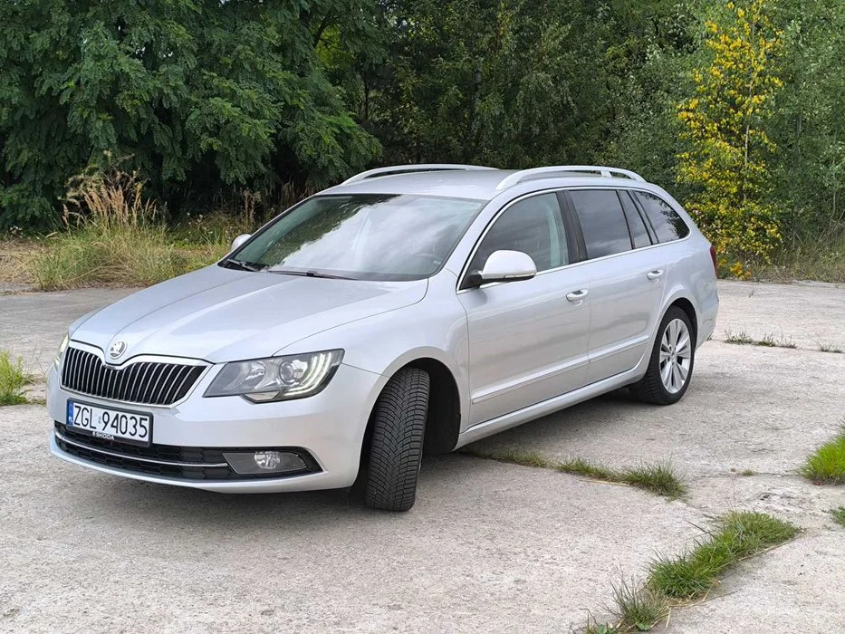 Skoda Superb 2 2.0 TDI 140 KM – zdjęcie 2