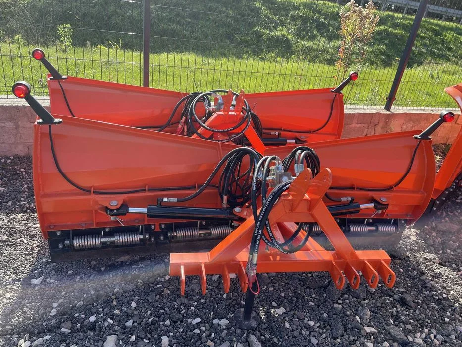 Pług Składany Lekki Metal-Technik 152 cm – V, Strzałka – zdjęcie 3