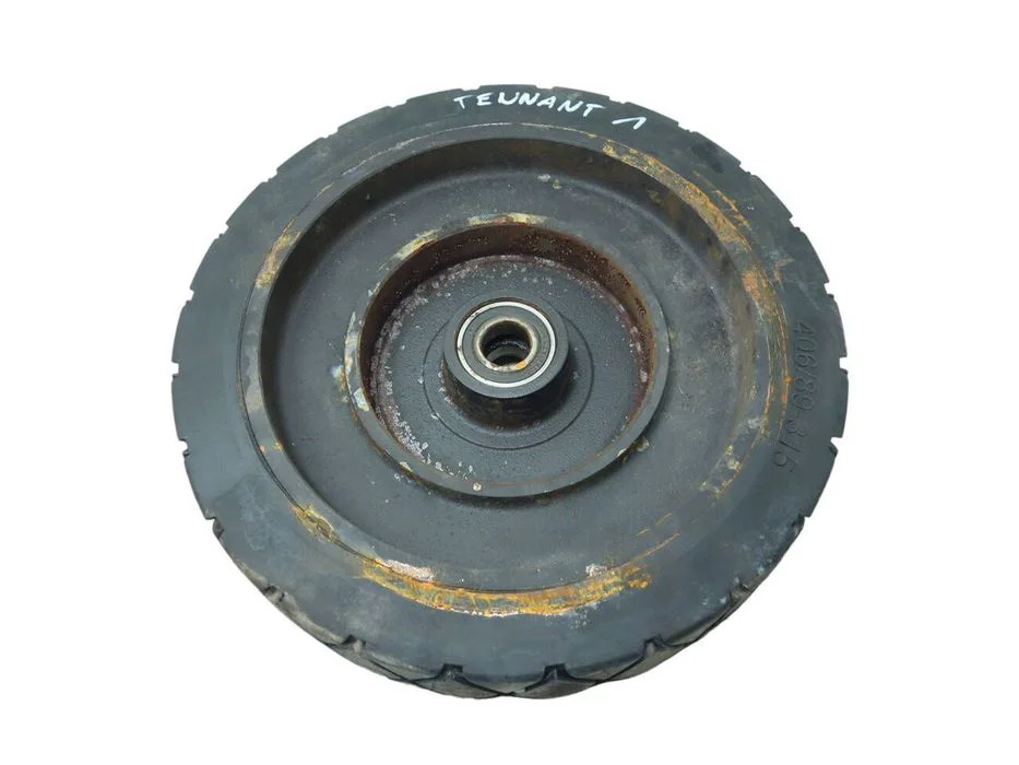 Zamiatarka Tennant M20 Koło Tylne 1059671