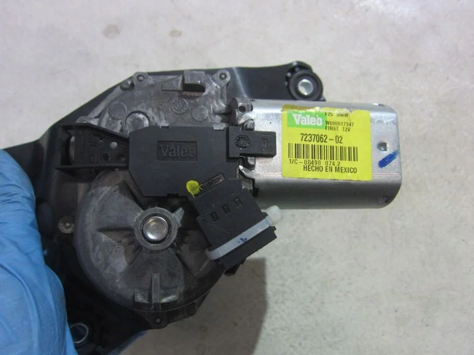 Bmw X3 F25 2.0 N20 Siliniczek Wycieraczki 7237062 – zdjęcie 3