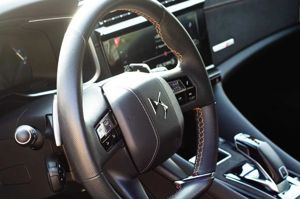 DS9 PERFORMANCE 225km wynajem z wykupem w kwocie od 3590zł BEZ BIK – zdjęcie 4