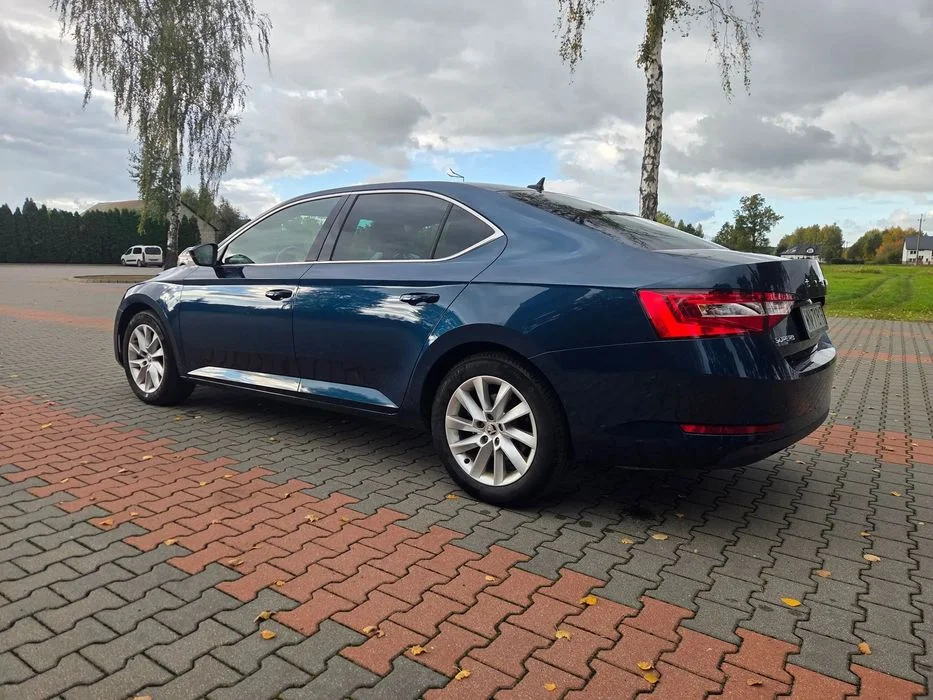 Skoda Superb Skoda Superb DSG – zdjęcie 6