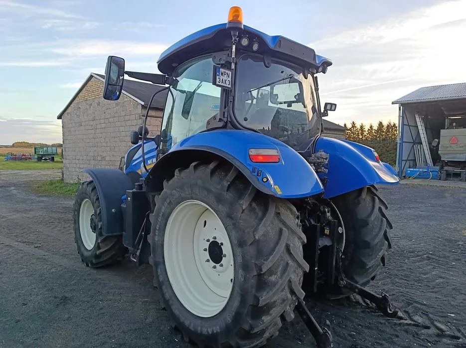 Ciągnik rolniczy Case New Holland T6 180 2018r 1 właściciel – zdjęcie 3