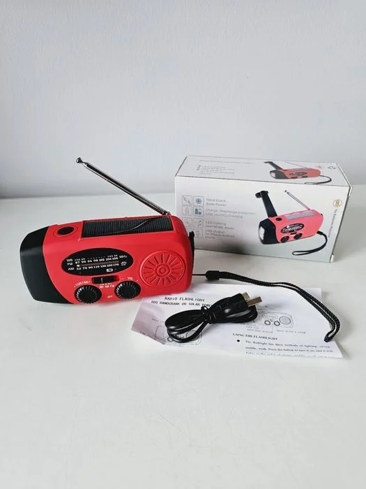 Radio awaryjne Solarne sos 2000mAh Latarka FM AM – zdjęcie 7