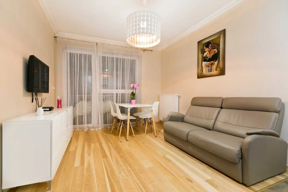 Komfortowe mieszkanie / apartament w Centrum na doby – zdjęcie 3