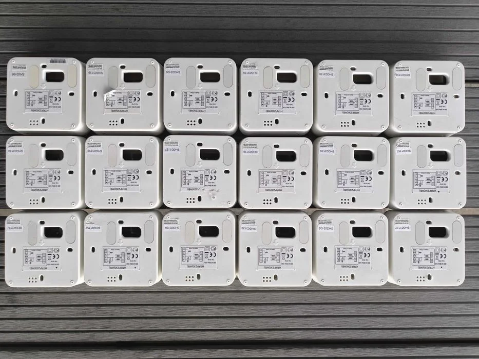 Regulator temperatury Salus HTRP230(50) / CosmoFLOOR / TRINNITY 230V – zdjęcie 2