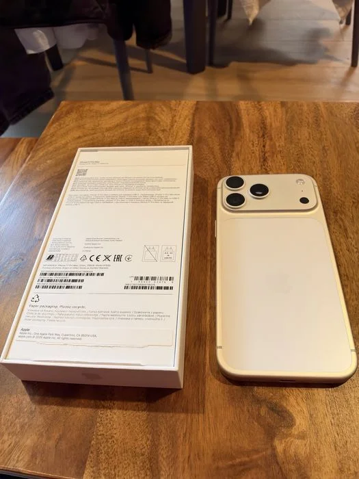 Iphone 17 pro max, 256 GB, stan idealny, pierwsze użycie wrzesień 2026!