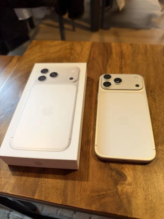 Iphone 17 pro max, 256 GB, stan idealny, pierwsze użycie wrzesień 2026! – zdjęcie 2