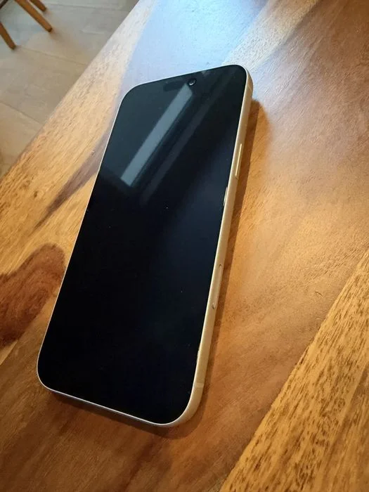 Iphone 17 pro max, 256 GB, stan idealny, pierwsze użycie wrzesień 2026! – zdjęcie 3