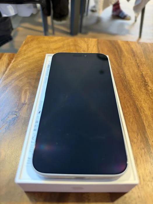 Iphone 17 pro max, 256 GB, stan idealny, pierwsze użycie wrzesień 2026! – zdjęcie 5