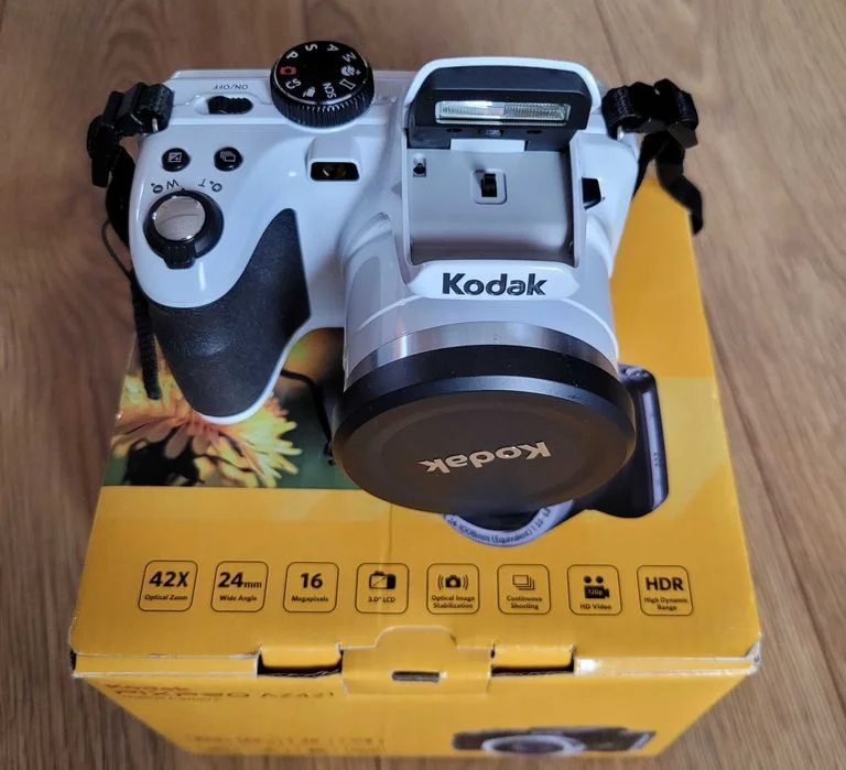 Kodak PIXPRO AZ421