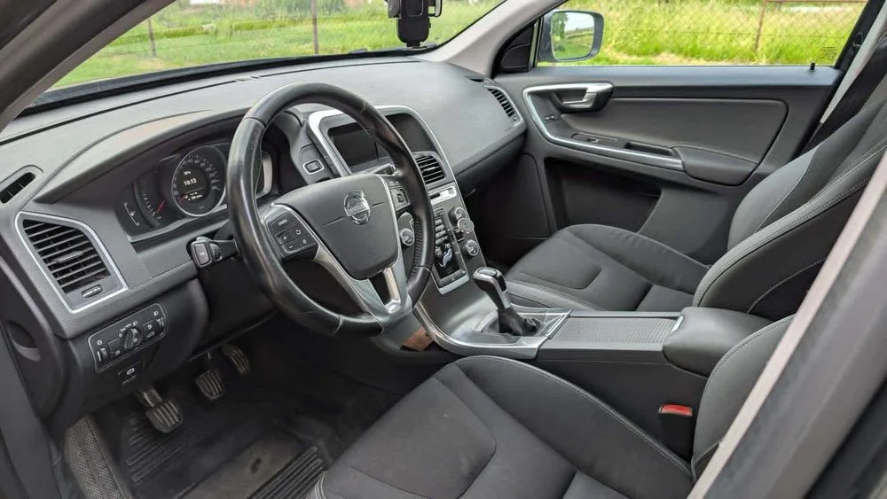 sprzedam volvo xc60 2015R fv – zdjęcie 2