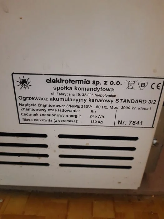 Piec grzejnik ogrzewacz akumulacyjny elektryczny 3KW 220V do salonu pokoju – zdjęcie 2