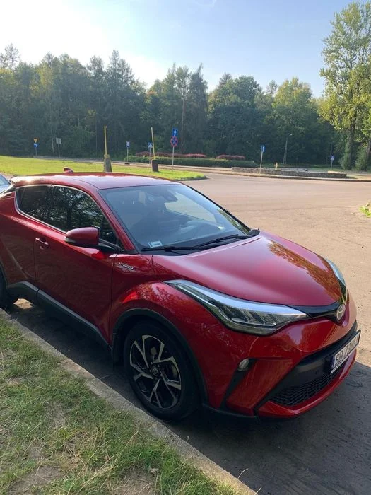 Toyota C-HR 2.0 hybryda 184KM. Pierwszy własciciel na gwarancji do 28.01.2027r z możliwością przedłużenia na kolejne 10 lat. Cały czas Serwisowany – zdjęcie 2