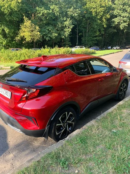 Toyota C-HR 2.0 hybryda 184KM. Pierwszy własciciel na gwarancji do 28.01.2027r z możliwością przedłużenia na kolejne 10 lat. Cały czas Serwisowany – zdjęcie 3