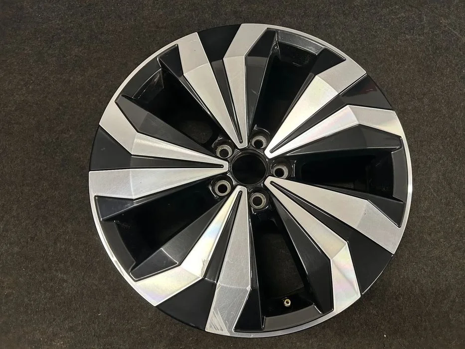 Alufelga VW T-Cross 17 cali 5x100 1szt. 2GM601025E
