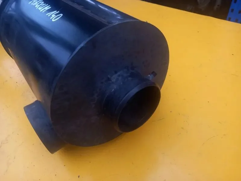 Obudowa filtra powietrza guma Case Maxxum 140 – zdjęcie 3