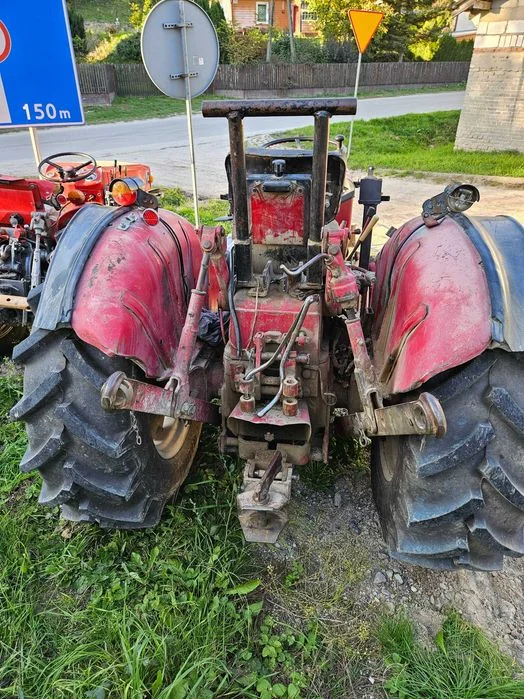 Ciągnik Case International 533 – zdjęcie 4