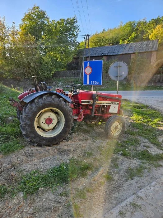 Ciągnik Case International 533 – zdjęcie 3