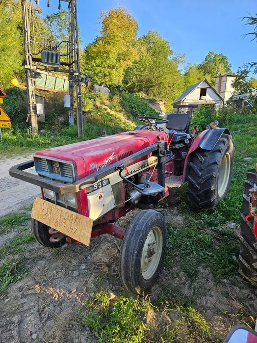 Ciągnik Case International 533 – zdjęcie 2