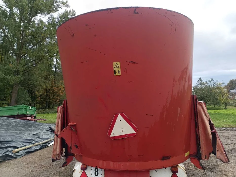 Wóz paszowy paszowóz Trioliet solomix 10 m3 – zdjęcie 3