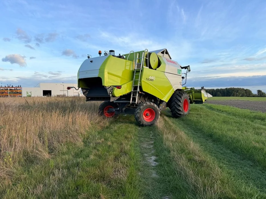 Claas Tucano 440 – zdjęcie 6