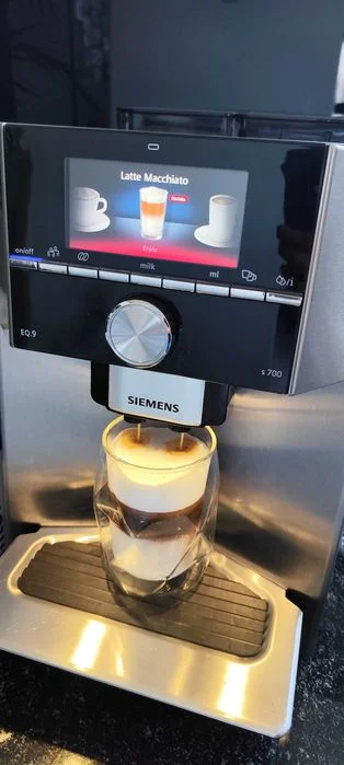Ekspres do kawy Siemens EQ 9 S700 EQ.9 S700 IDEALNY STAN – zdjęcie 6