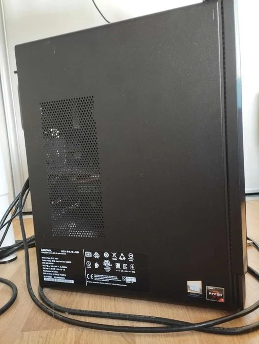 Komputer gamingowy Lenovo IdeaCentre Gaming Ryzen 7 – zdjęcie 2