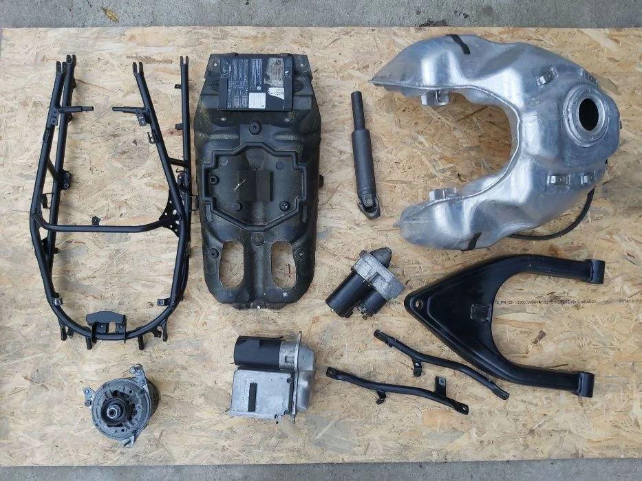 BMW R1100s Przelacznik felga wypelnienie kolektor alternator zbiornik – zdjęcie 4