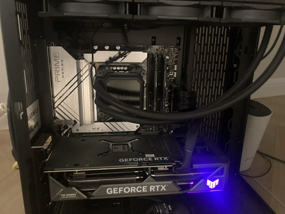 Komputer PC i7 13700KF 32GB RAM RTX 4070 TI – zdjęcie 4