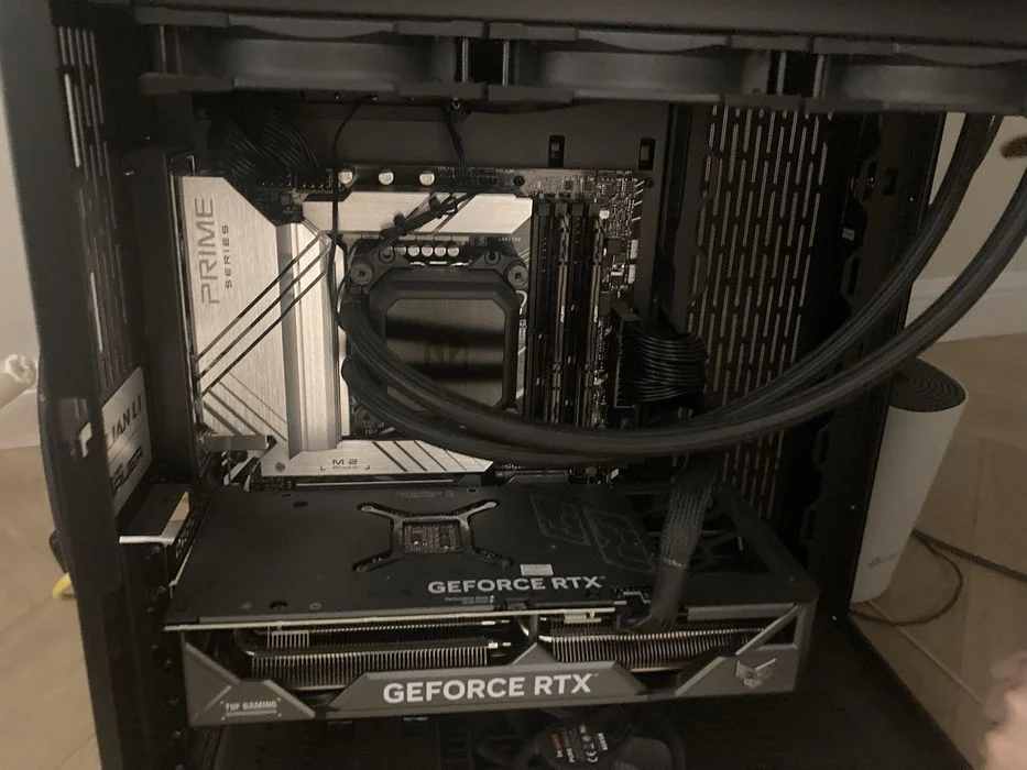 Komputer PC i7 13700KF 32GB RAM RTX 4070 TI – zdjęcie 5