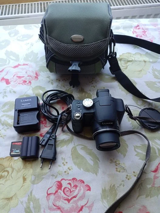 Aparat Lumix DMC-FZ8 – zdjęcie 3