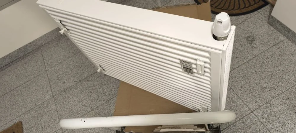 Sprzedam grzejnik panelowy biały 90x70 – zdjęcie 5