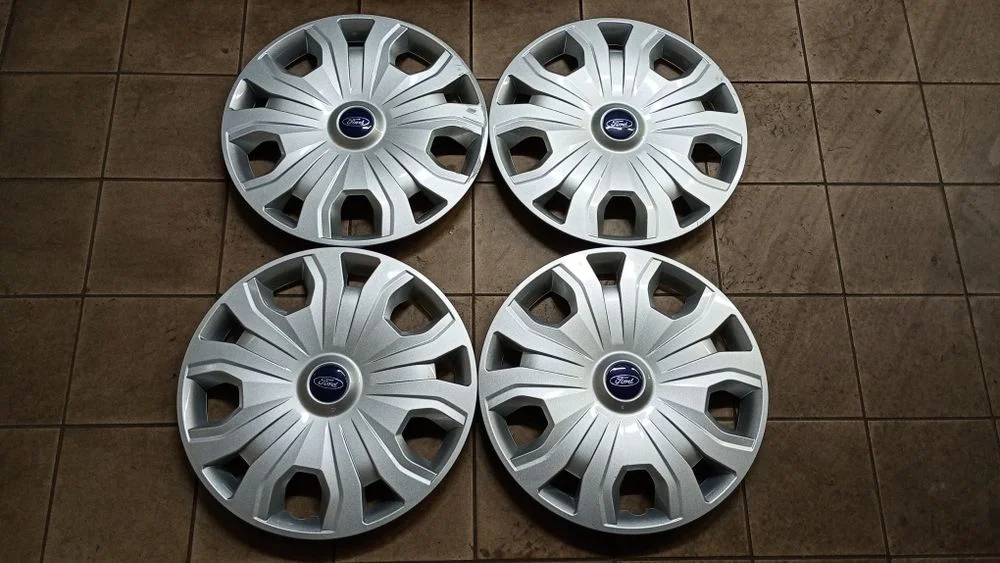 Sprzedam komplet oryginalnych kołpaków Ford 16"