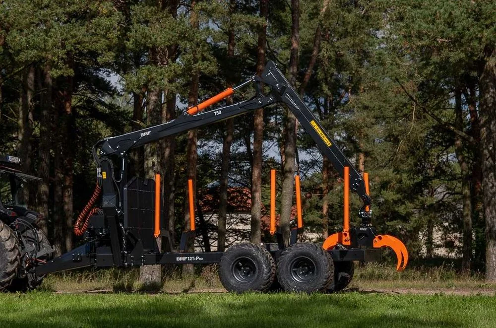 Przyczepa Leśna Zrywkowa BMF 10 - 14 T2 PRO z Żurawiem BMF 720 BMF 750