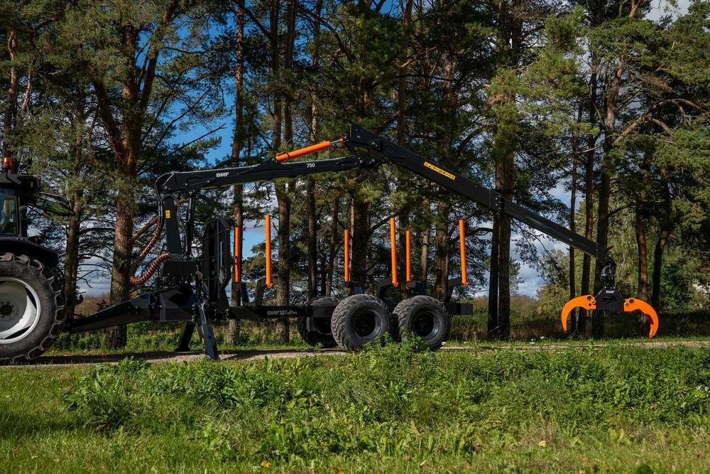 Przyczepa Leśna Zrywkowa BMF 10 - 14 T2 PRO z Żurawiem BMF 720 BMF 750 – zdjęcie 3