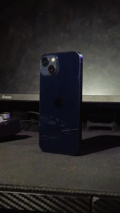 iPhone 13 bardzo dobry stan – zdjęcie 2
