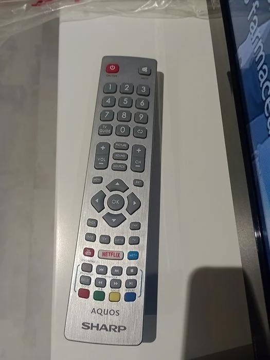 Telewizor Sharp 32 cale Smart Tv DVB-T2 – zdjęcie 5