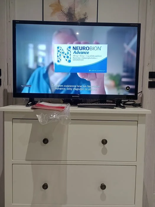 Telewizor Sharp 32 cale Smart Tv DVB-T2 – zdjęcie 3