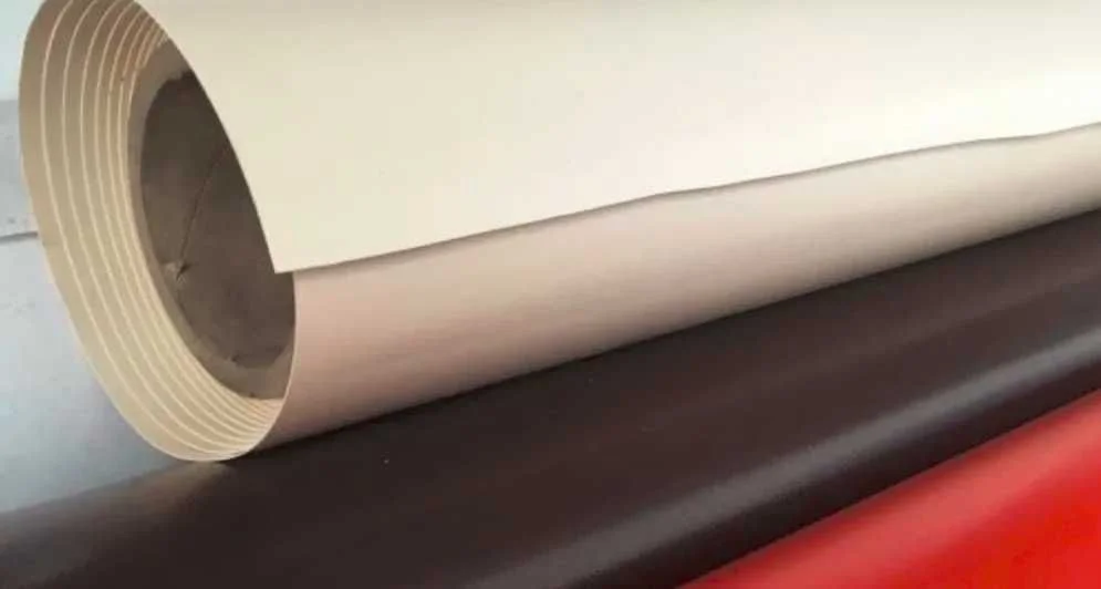 Plandeka pcv 650g/m2 gruba zamówienie plandeki na wymiar szycie producent zgrzewanie transporowa okryciowa wzmacniana uv caloroczna wodoodporna mata